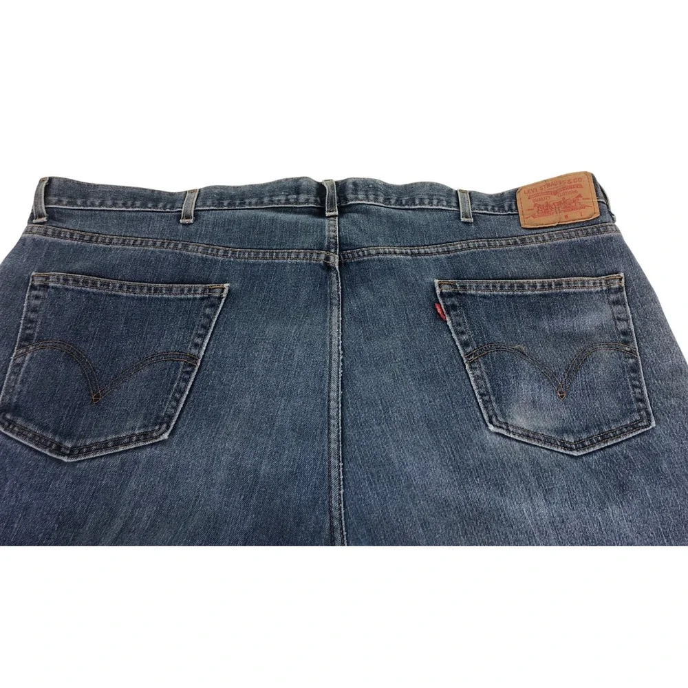 Levi's 550 Mens Jeans Relaxed Fit Blue Denim W50 L32 Workwear Distressed Hem‎